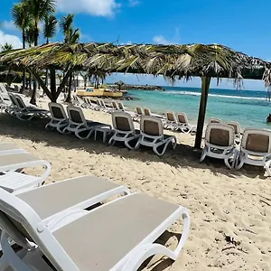 bienvenue-a-ti-soley-gwadloup-acces-piscine-et-plage-a.comcaribbean.com/